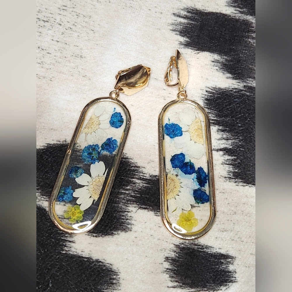 Fashion Clip-On Dried Flower Earrings
